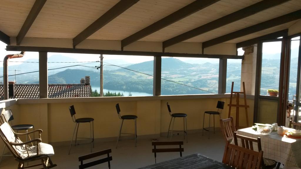 B&B Borgo Massovrana Castel di Casio Kültér fotó