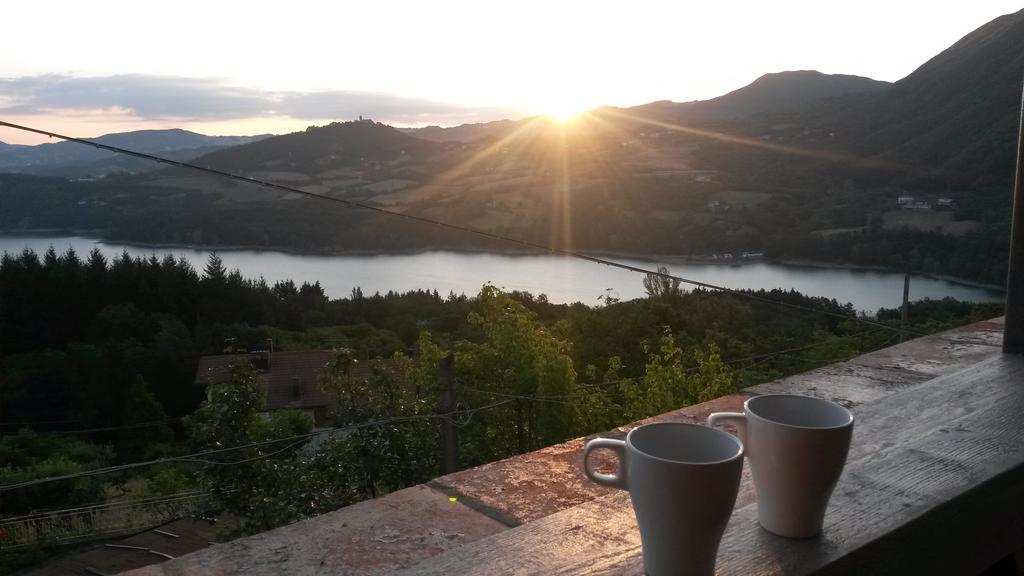 B&B Borgo Massovrana Castel di Casio Kültér fotó
